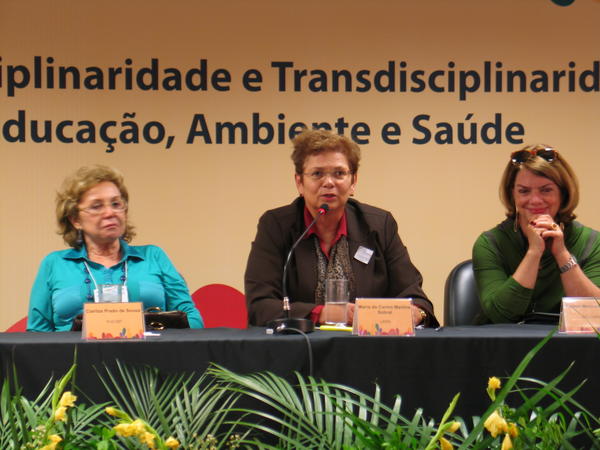 Encontro acadêmico internacional "Interdisciplinaridade e Transdisciplinaridade no Ensino, Pesquisa e Extensão em Educação, Ambiente e Saúde, Brasília 2012